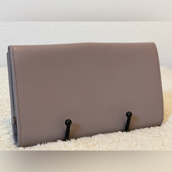 Gucci Dusty Purple Leather Long Wallet - Picture 3 of 17
